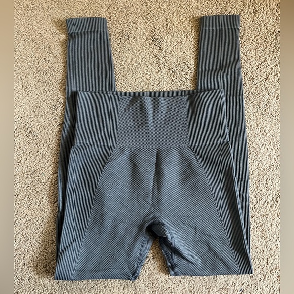 Workout Set Slate Grey Ribbed Sports Bra Buttery Soft High Waisted Leggings XS - Picture 4 of 7